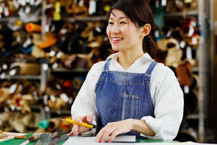 眼差しの先にあるもの - 02.佐々木祐子-