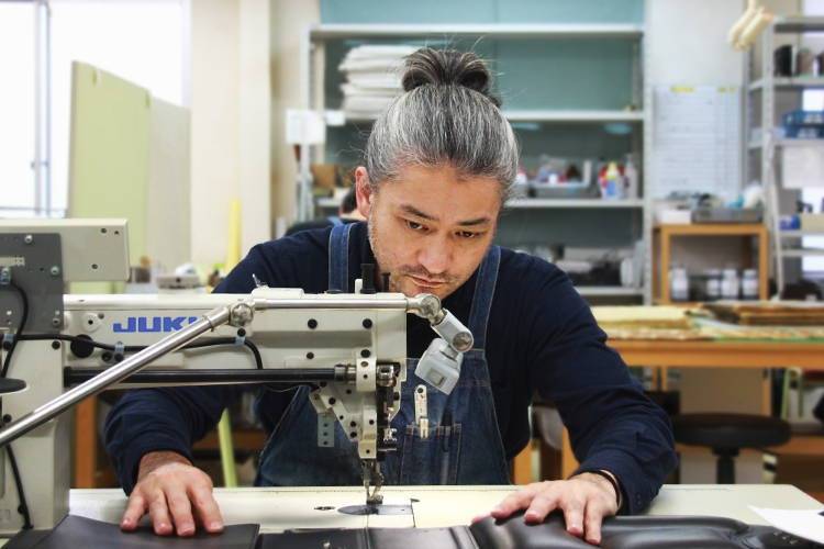 眼差しの先にあるもの - 01.玉川勲-