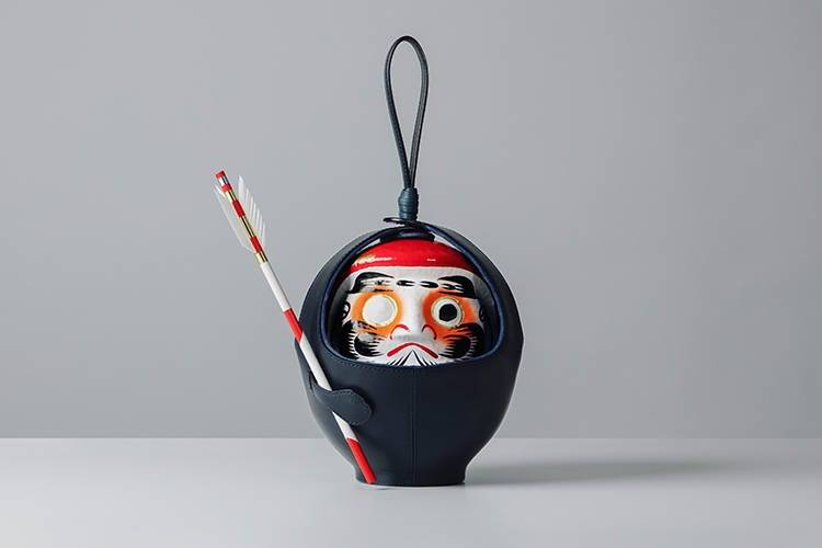 「運ぶ」を楽しむ vol.05 だるまを運ぶ