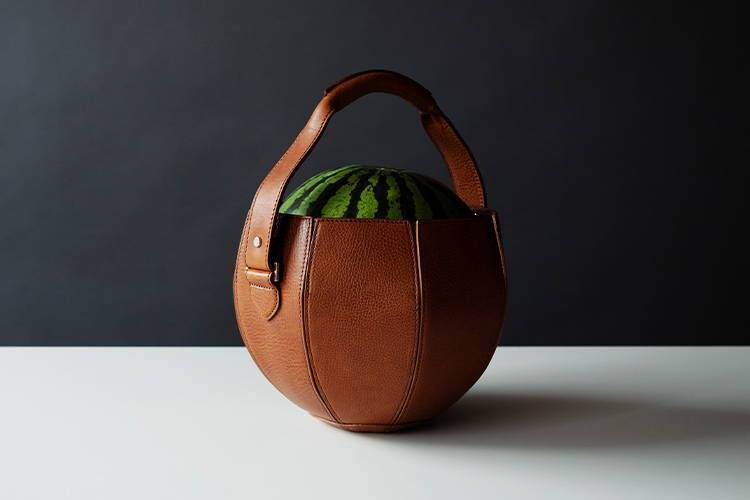 「運ぶ」を楽しむ Vol.01 スイカを運ぶ