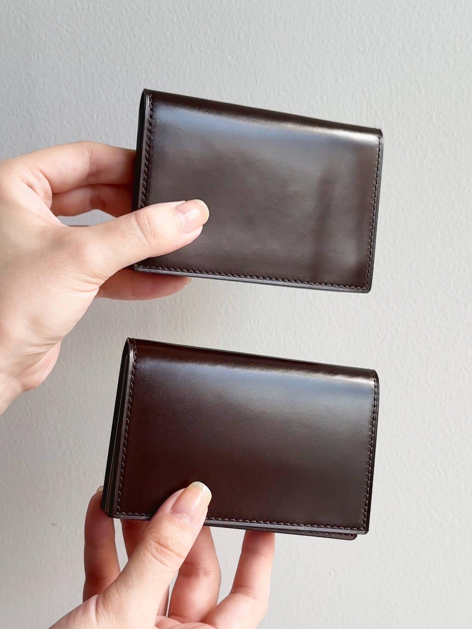 【数量限定色】コードバン 名刺入れ 002