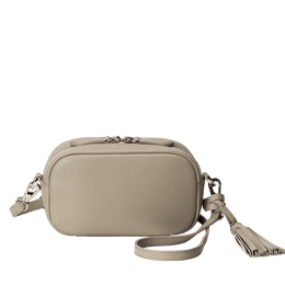 【新色・数量限定色】クラルテ コンパクトショルダー サンド