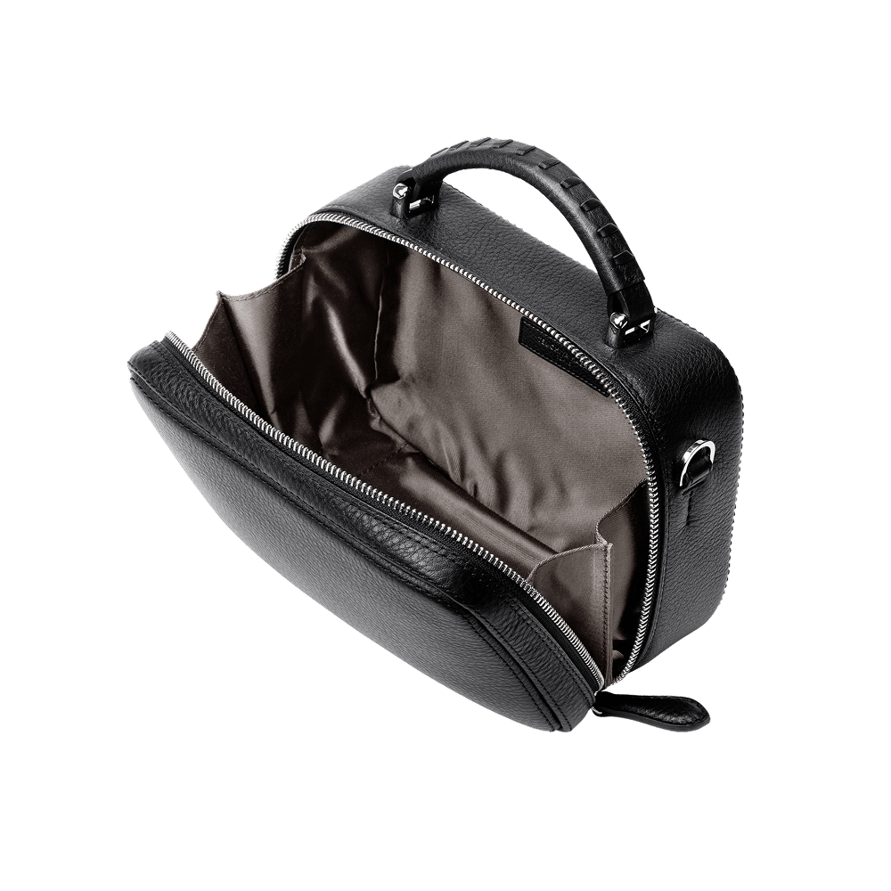 ブラック／内装