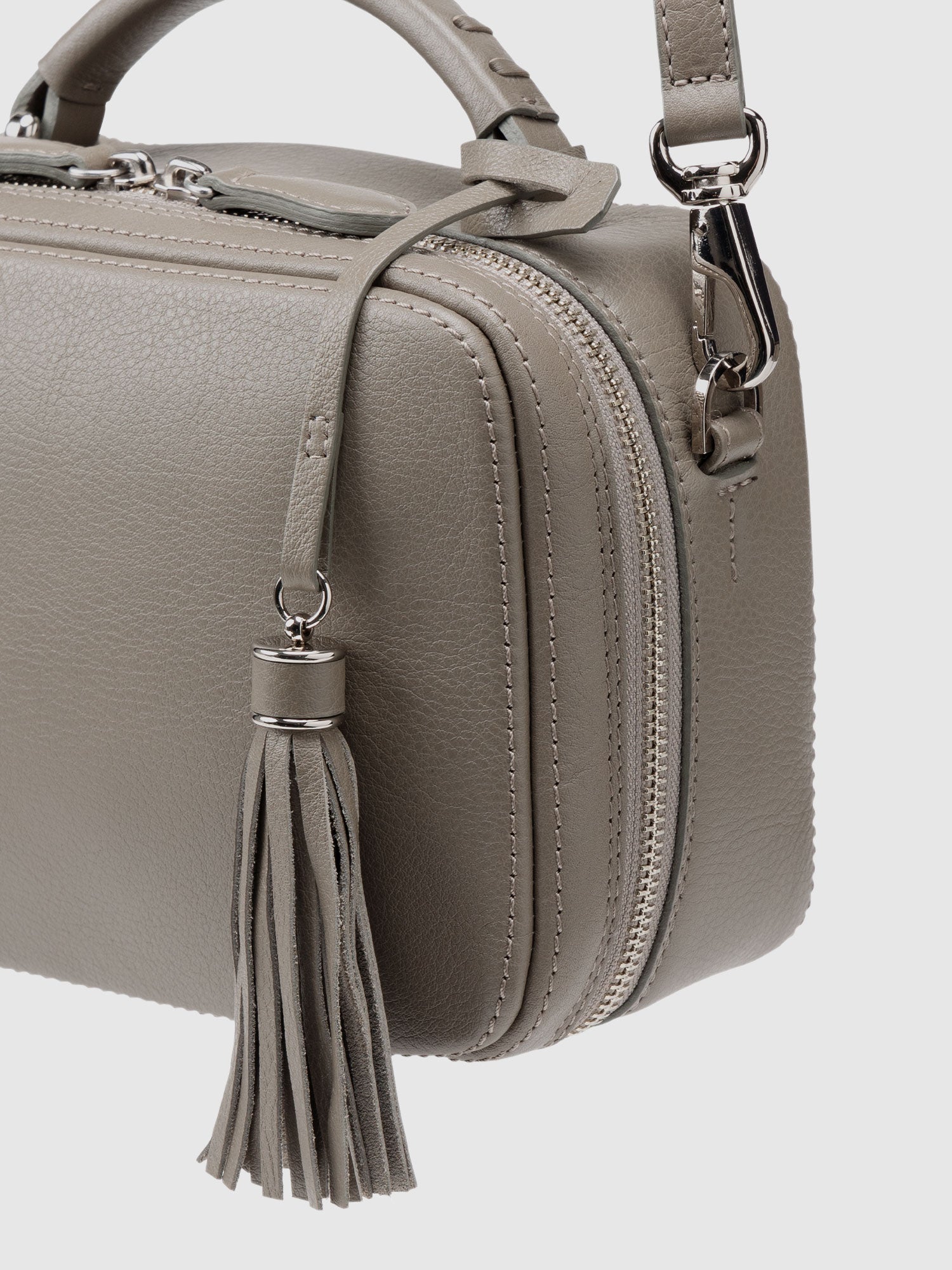 【新色・数量限定色】クラルテ スウィングミニショルダー