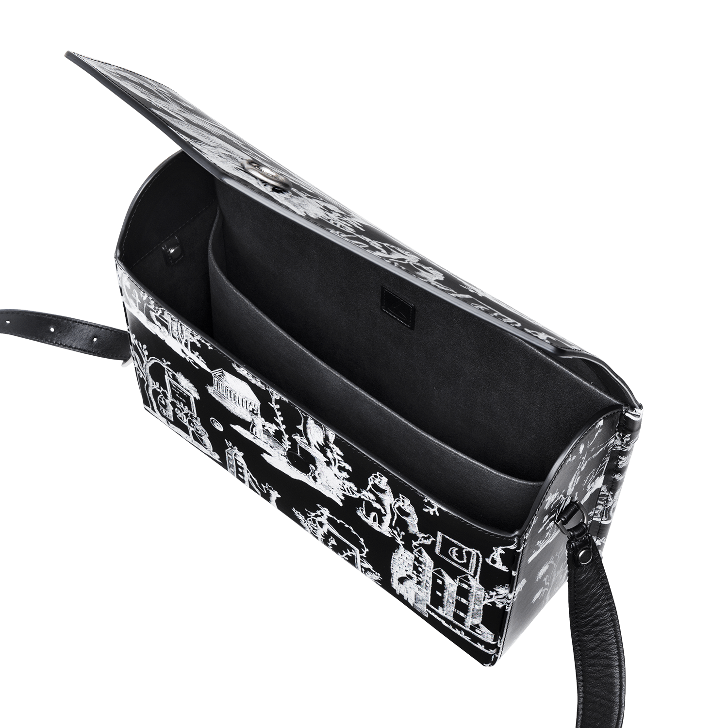 ブラック／内装