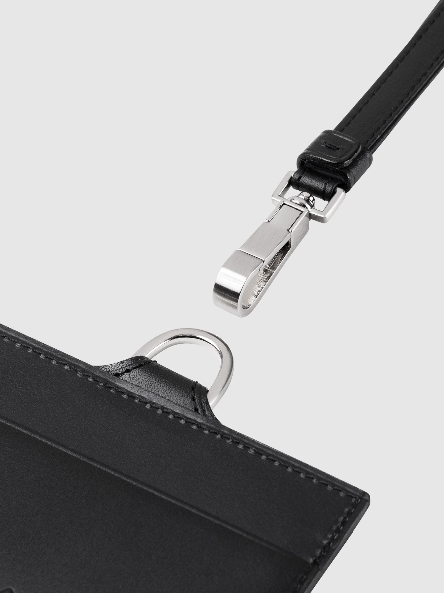 ヌメ IDカードケース