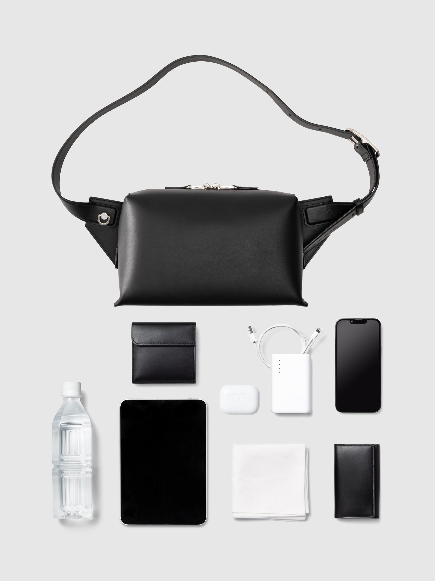 【新発売】ストレイヴン  クロスボディバッグ