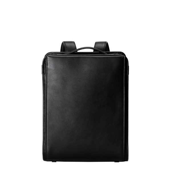 ヴァイノ ミディアムスクエアバックパック(防水革)