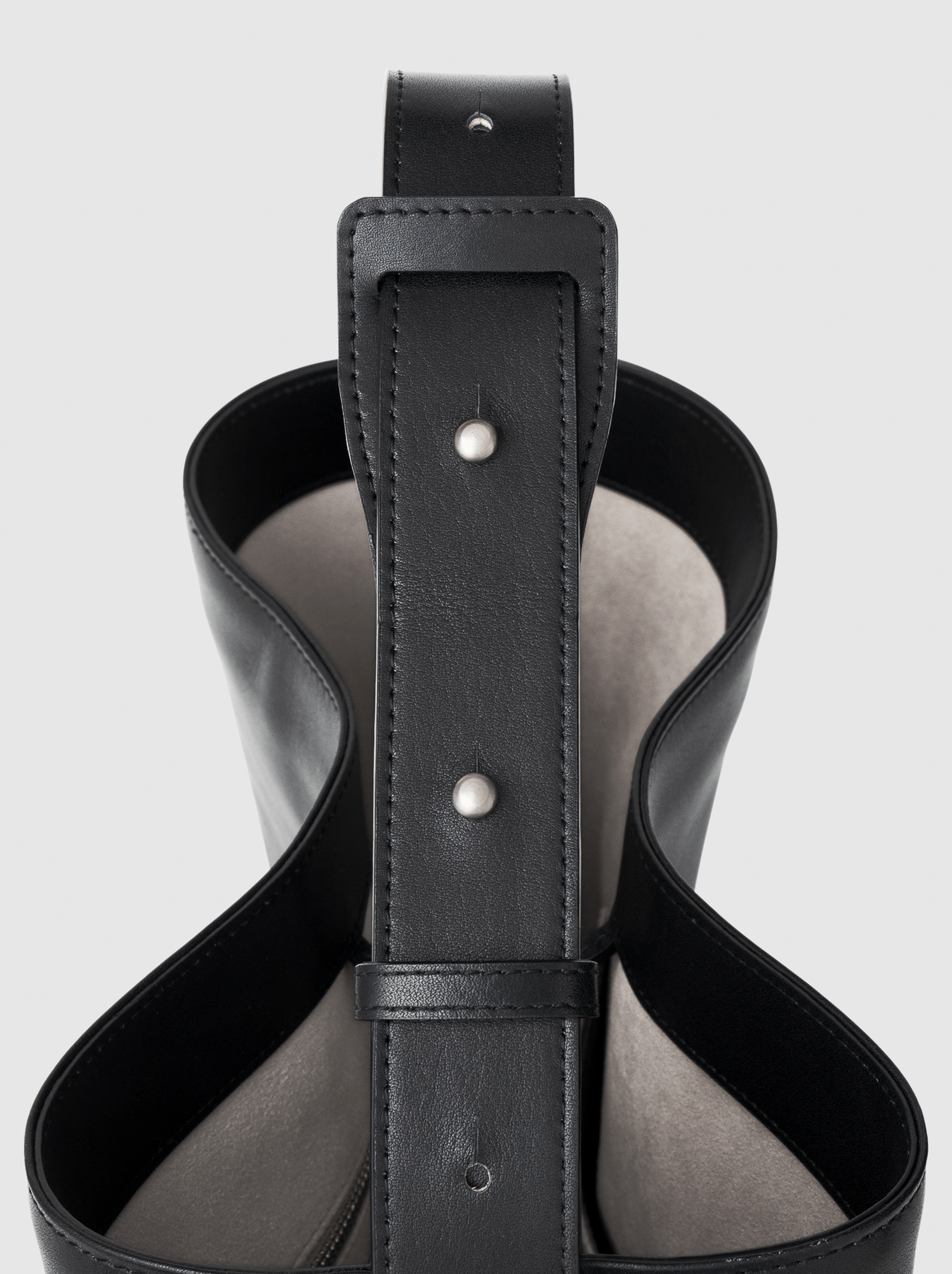 【数量限定色】アトロー ワンハンドルトート