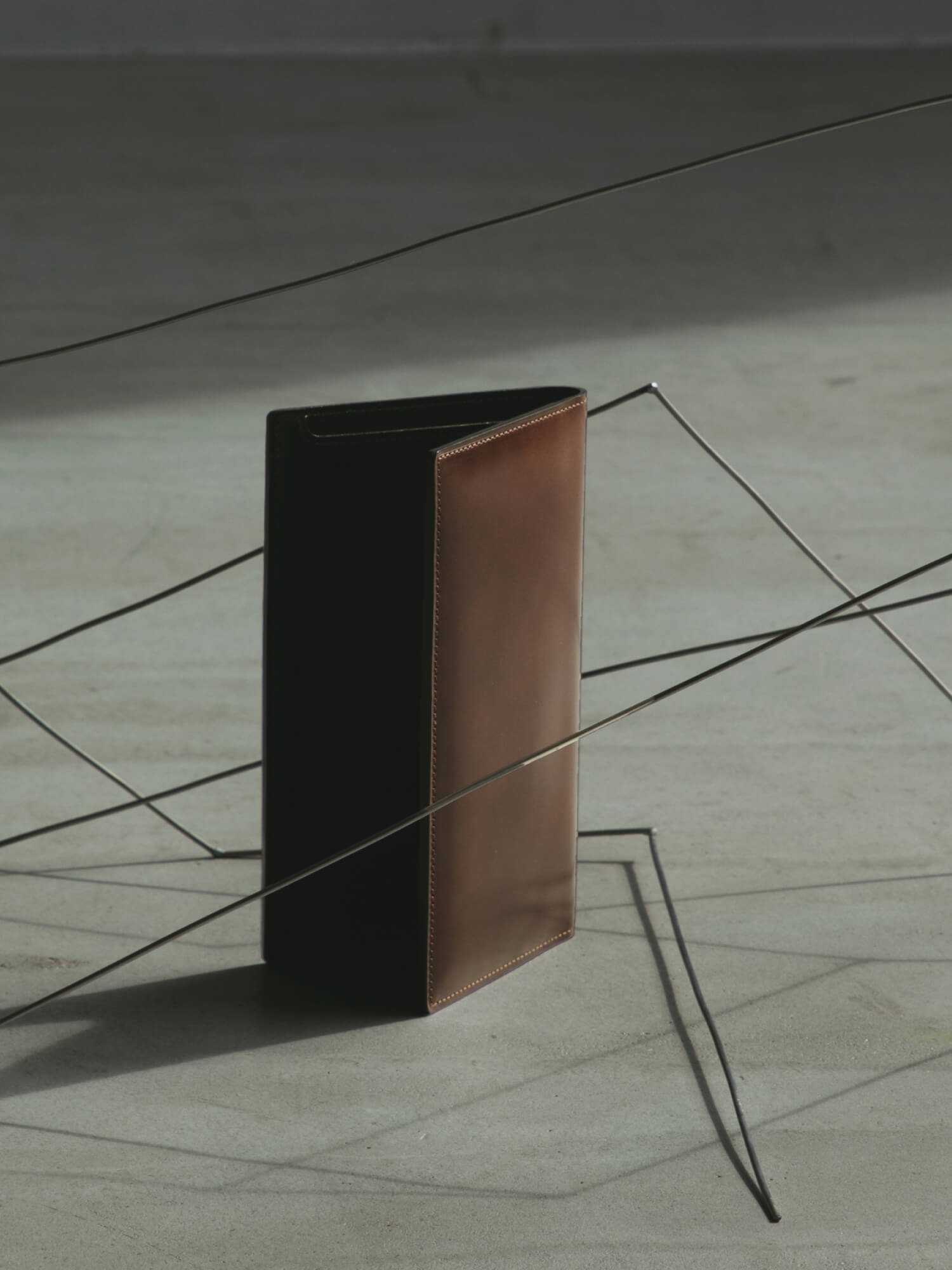 コンパクトロングウォレット (コードバン)