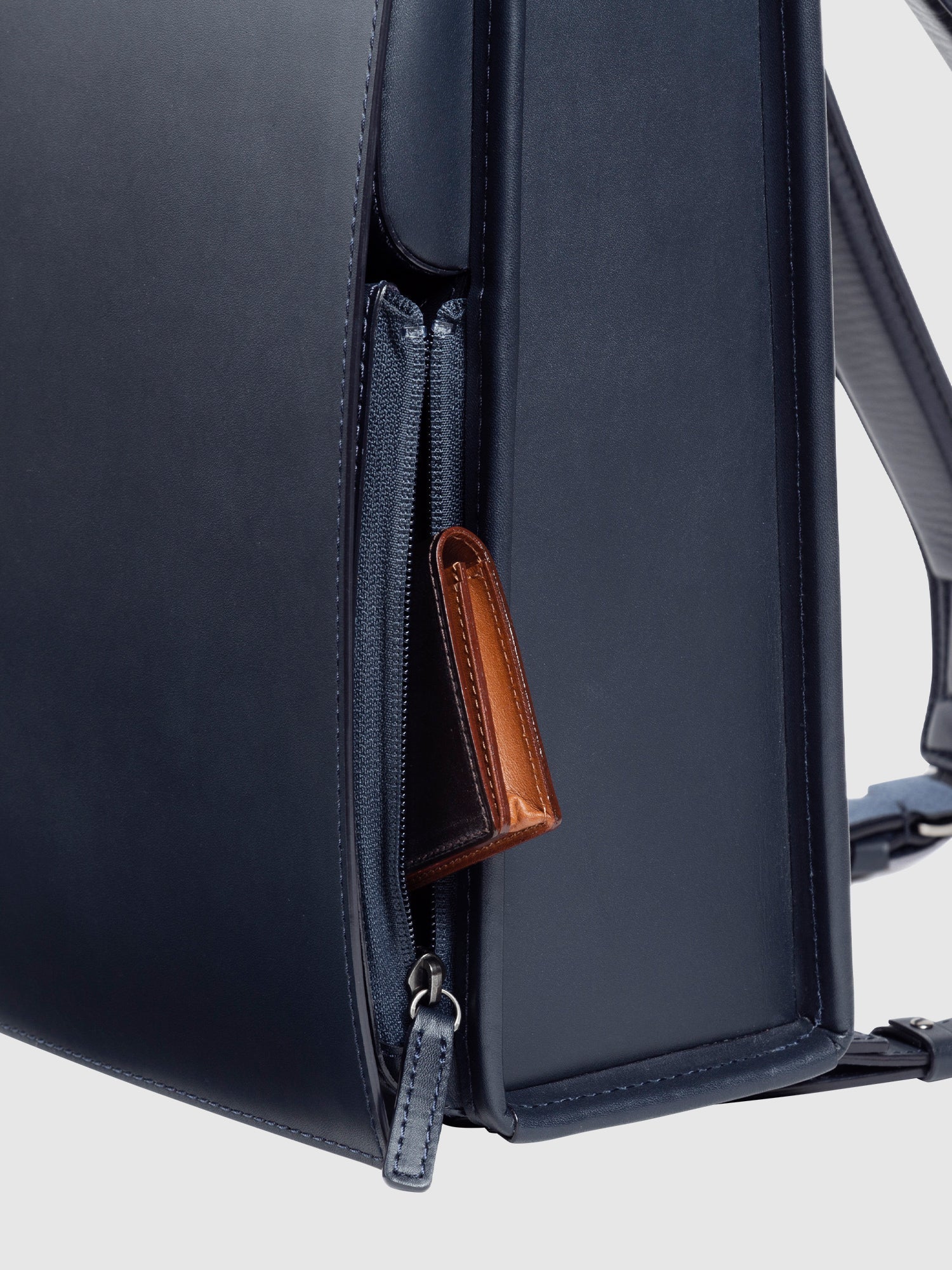 OTONA RANDSEL 003（防水革)