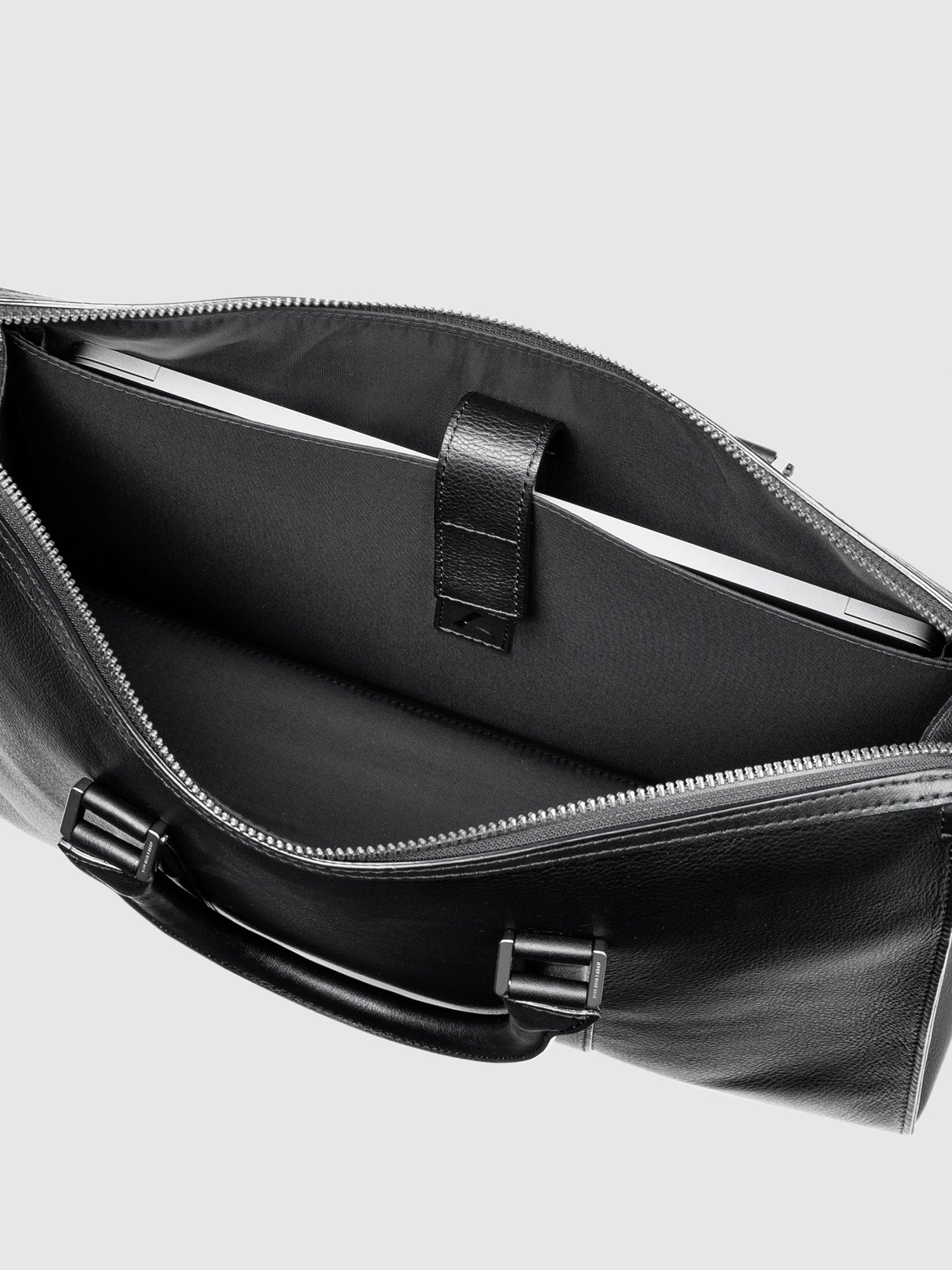 プロータ スクエアブリーフ (防水革)